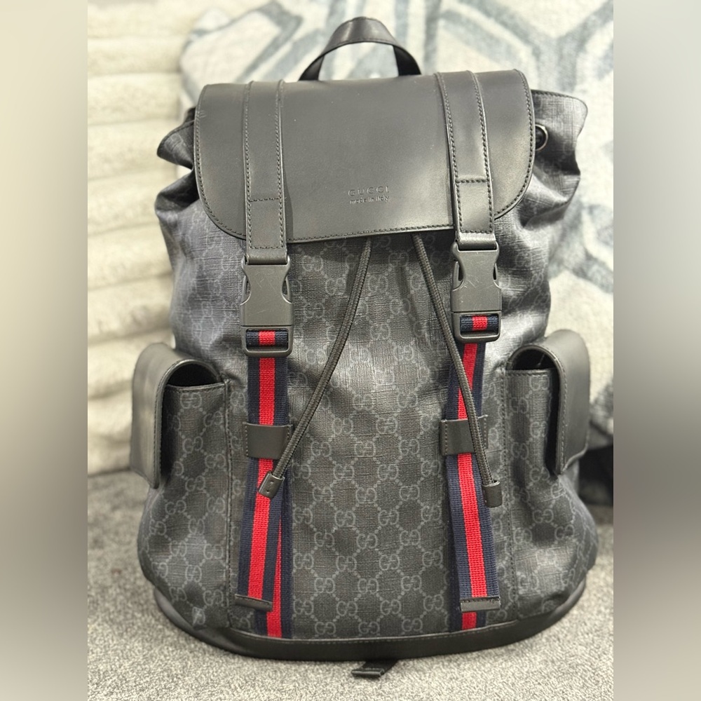Gucci Black and Red Backpack pristine condition